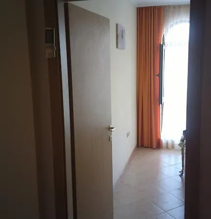 公寓 Private In Royal Sun 内塞伯尔